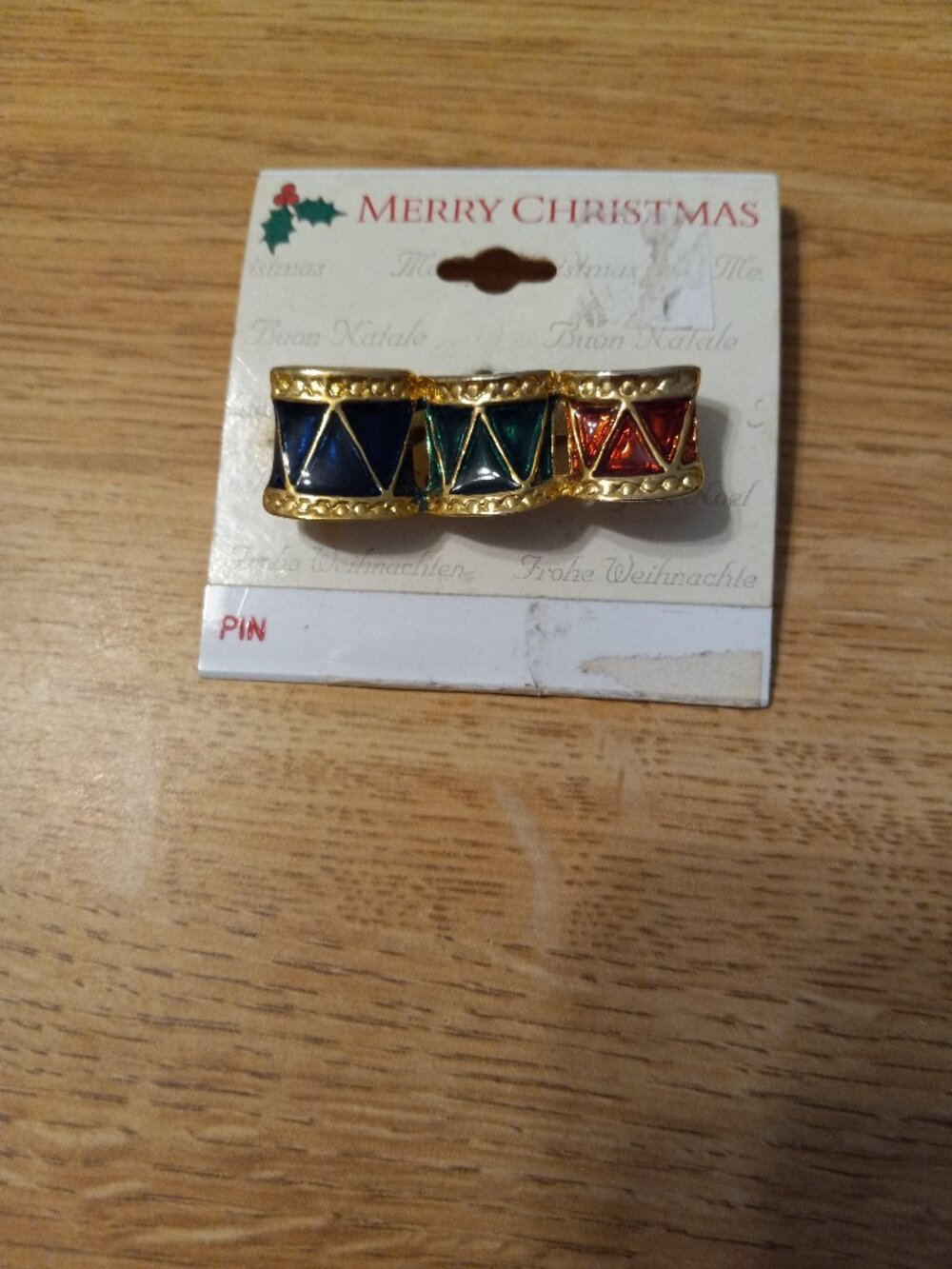 VINTAGE CHRISTMAS BROOCH PIN NEW